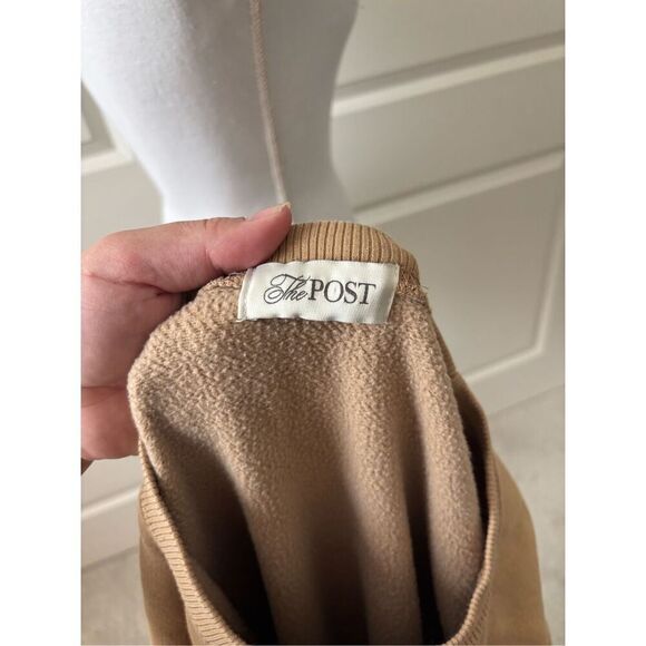 The Post Women's Oversized Sweatshirt - Picture 6 of 8